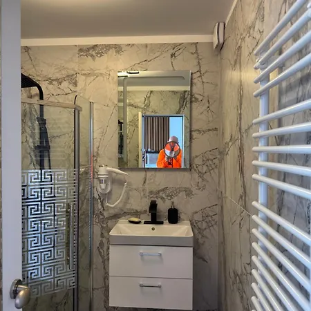 Bed & Breakfast Fratia Corsarilor *